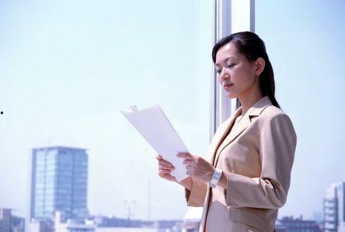 职场小烈 第四季,挑战升级，智慧成长之路  第3张